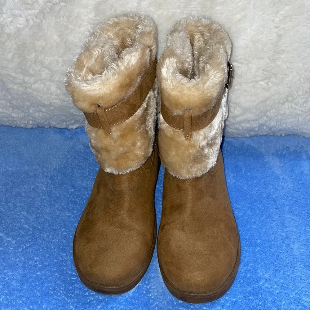NWOT. G by Guess Women’s Adlea Medium Brown Boots. Size 7M - Picture 2 of 7